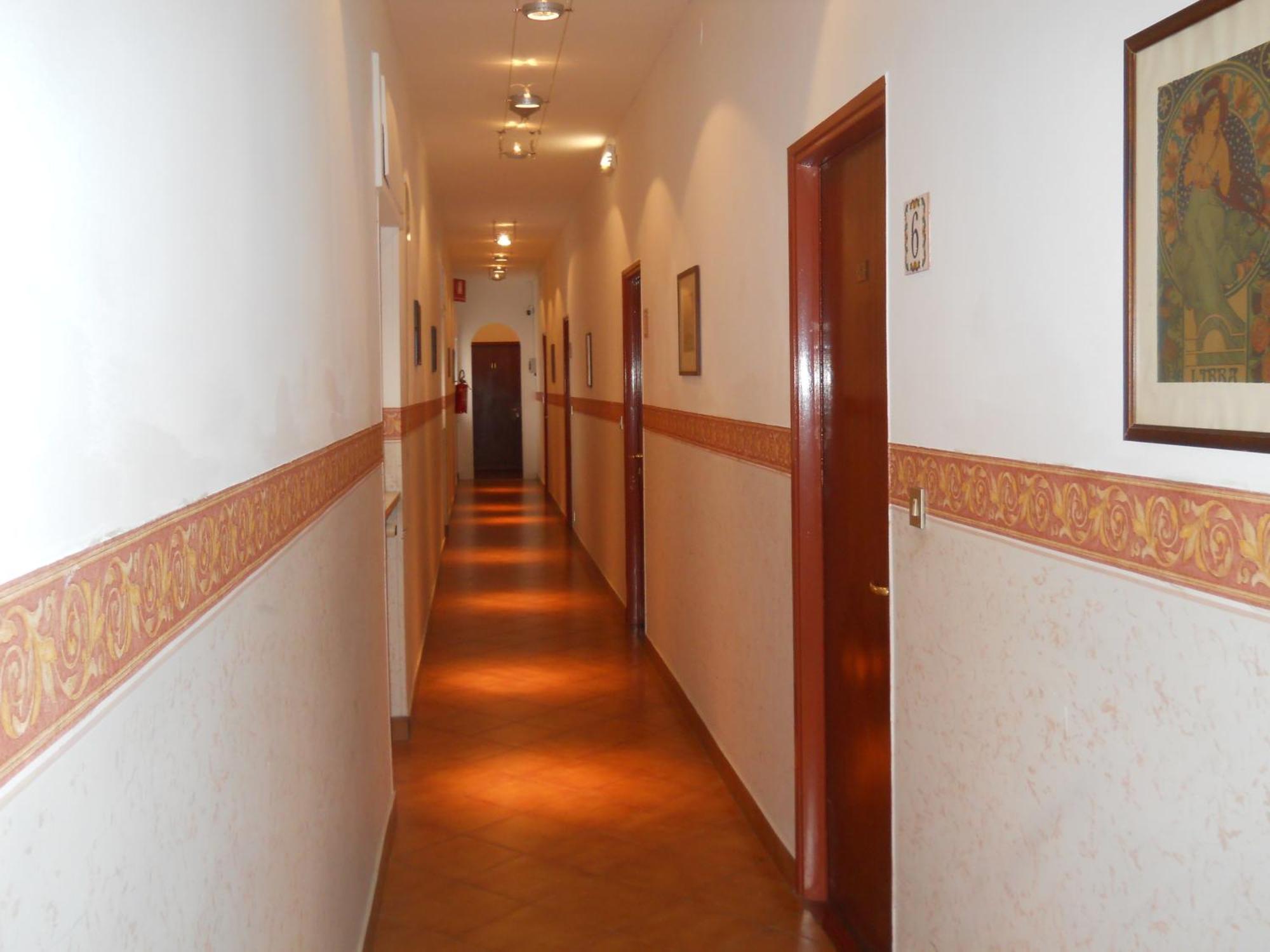 Hotel Il Rustichello Lonato Luaran gambar